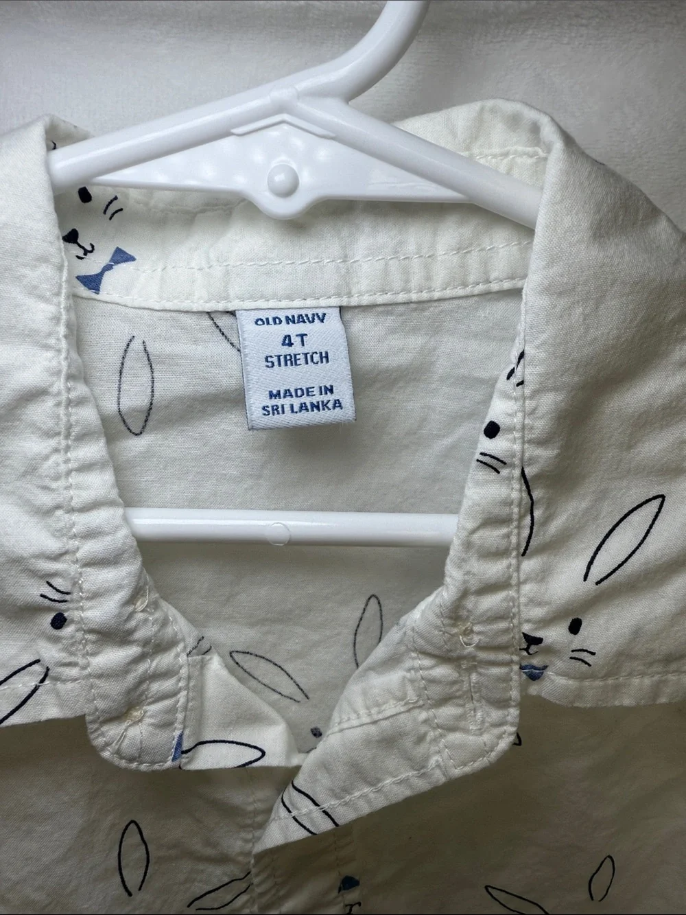 Old Navy White Short-Sleeve Bunny Print Button-Down Shirt